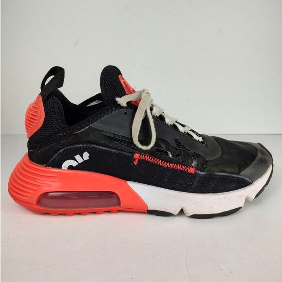Nike Air Max 2090 athletic training shoes "Infrared Duck Camo" mens 8 - Picture 1 of 8